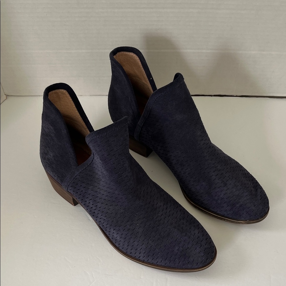 Lucky Brand 🍀 Suede Ankle Boots - Dark Blue